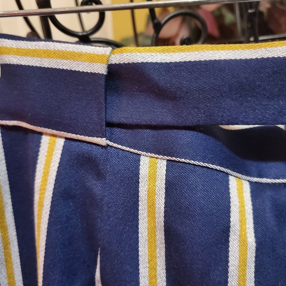 BCBGMAXAZARIA Asymmetrical Striped Skirt - Picture 7 of 14